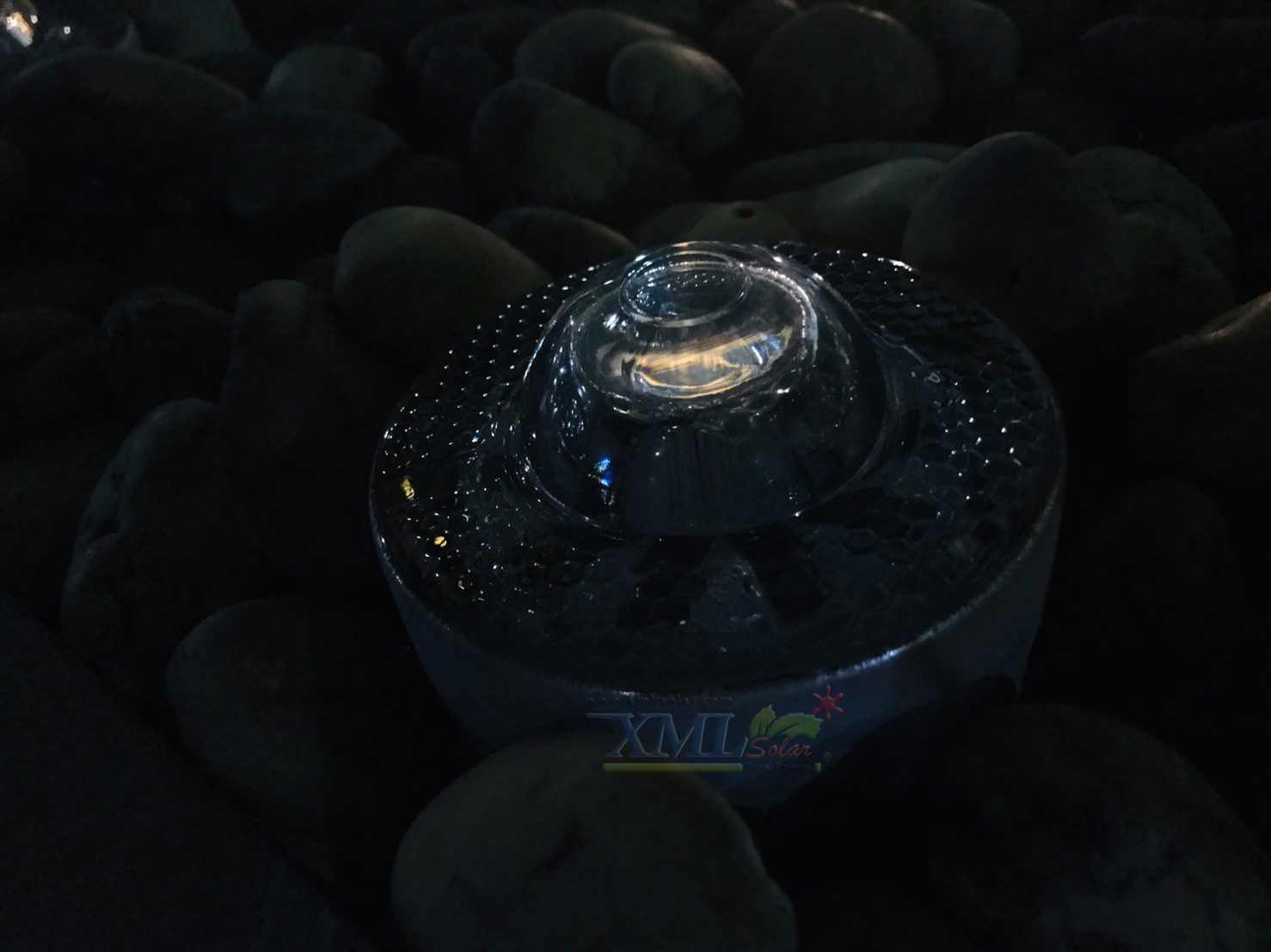 ไฟฝังพื้นโซล่าเซลล์ 6 LED รุ่นลูกแก้ว