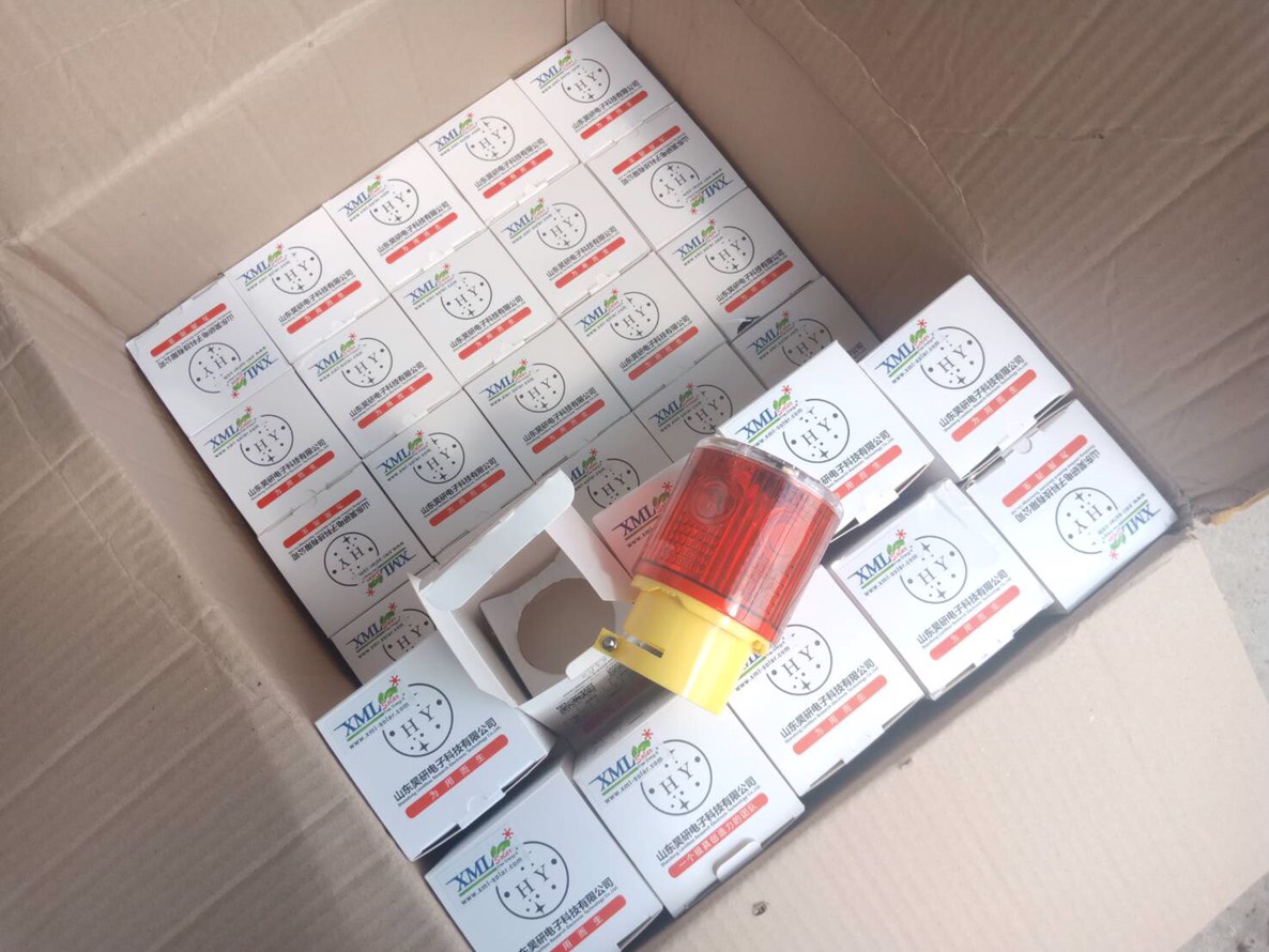 ไฟเตือนกรวยจราจร ฉุกเฉิน พลังงานเเสงอาทิตย์ (เเสง : สีเเดง)