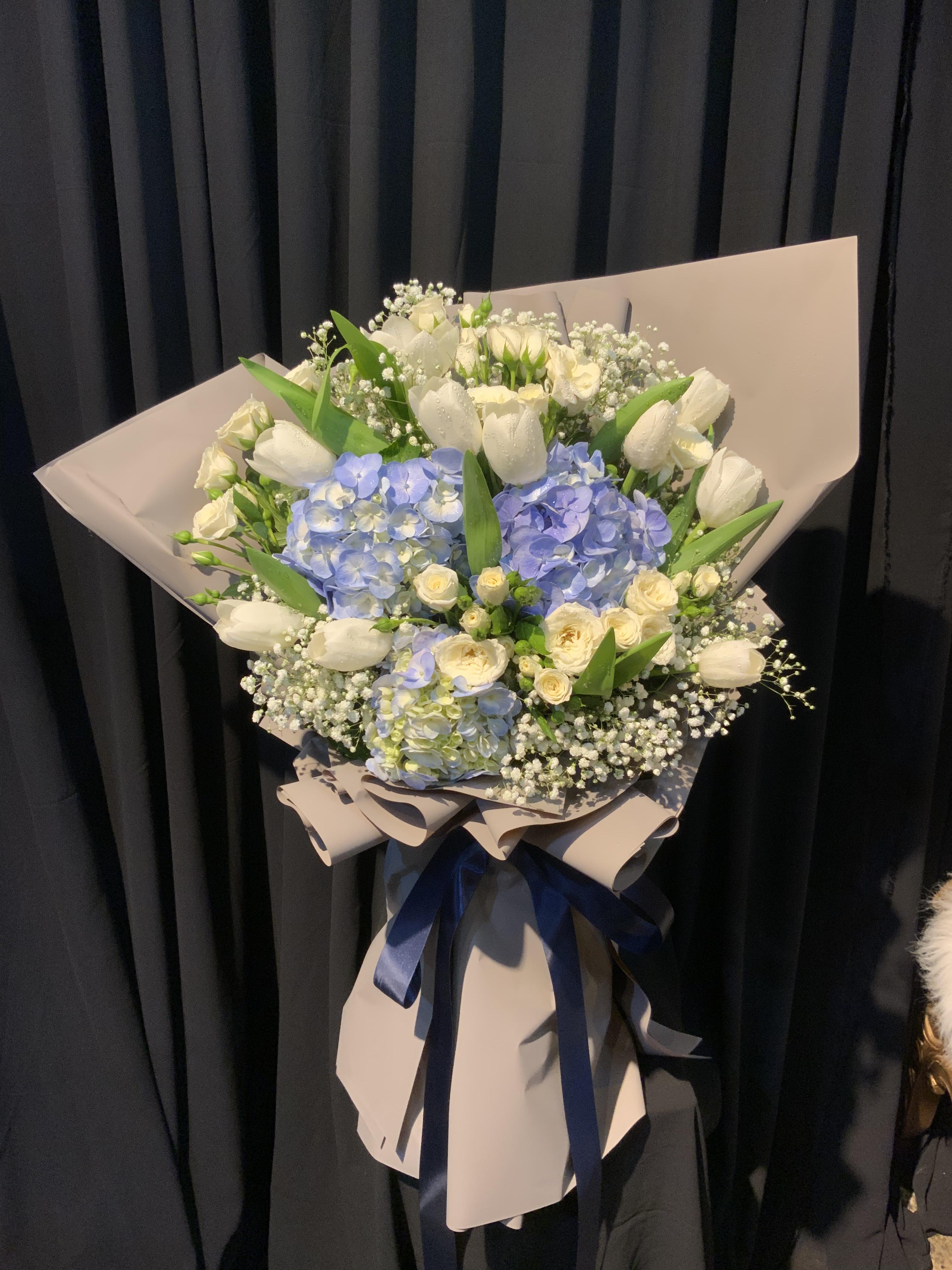 Vintage-ช่อดอกไม้ขนาดกลาง SIZE BOUQUET 50*30