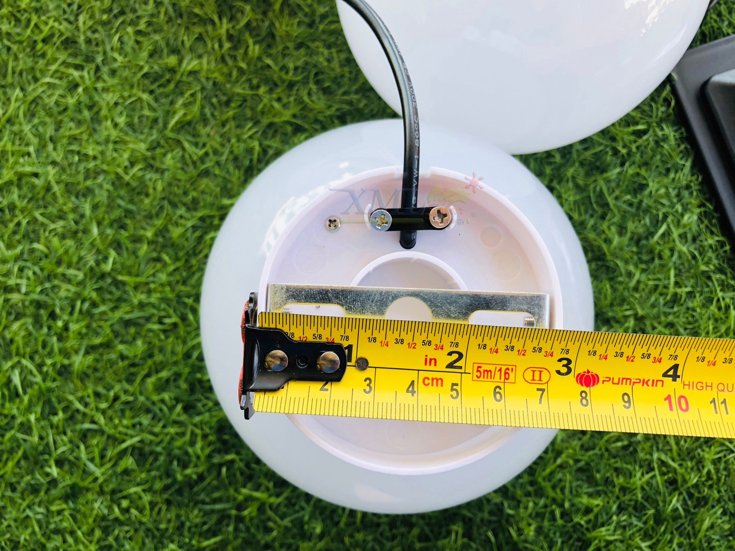 โคมไฟปักสนามโซล่าเซลล์ รุ่น DC-51 (แสง : เหลืองวอมไวท์)