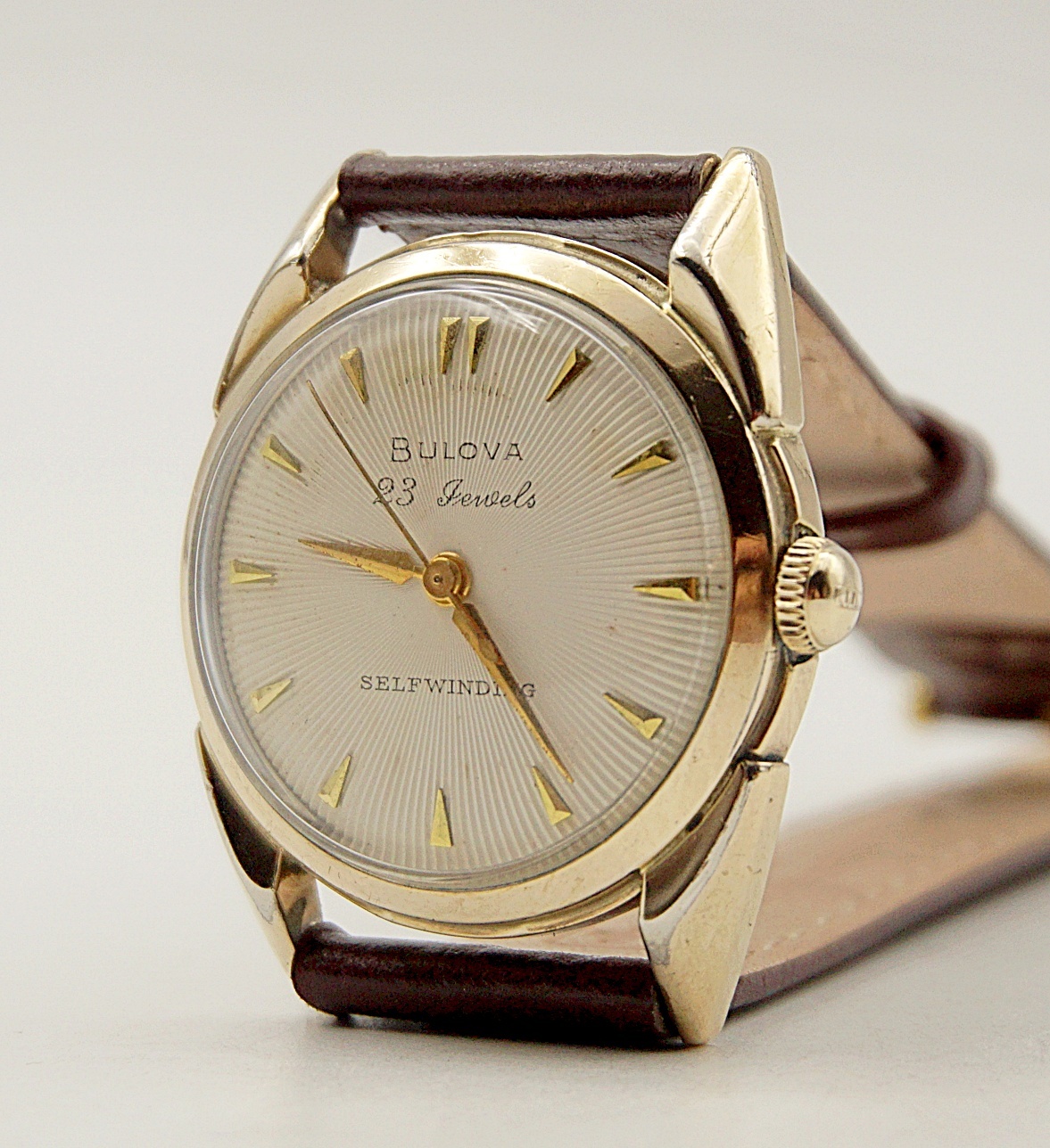 นาฬิกาเก่า BULOVA ออโตเมติก
