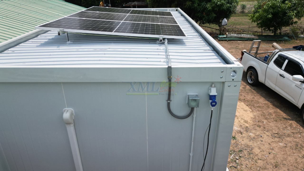 ชุดแอร์โซล่าเซลล์ TASAKI 13,000 BTU