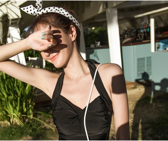 ชุดว่ายน้ำงาน vicki แบบ1ชิ้น มี5สี แดง,ม่วง,น้ำเงิน,ฟ้า,ดำ มีไซส์ M,XL ราคาส่ง3 ชิ้นคละแบบได้ทั้งร้าน ชุดละ 690 บาทค่ะ