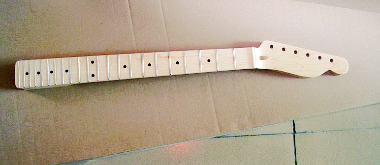 คอกีต้าร์ fender TELE 22