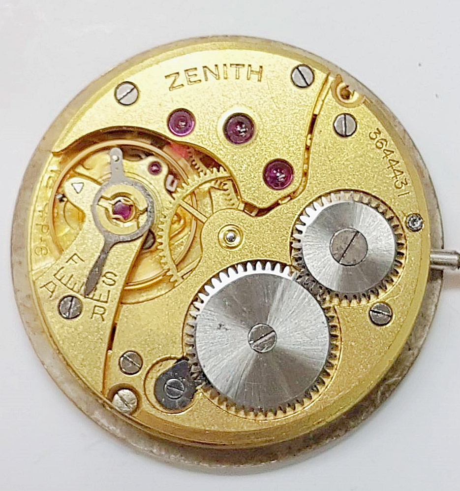 นาฬิกาเก่า ZENITH ไขลานสองเข็มครึ่ง