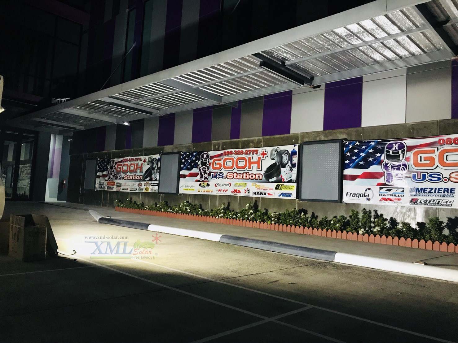 ไฟสปอตไลท์โซล่าเซลล์ 6800 Lumens. ไซต์ใหญ่ (เเสง : ขาว)