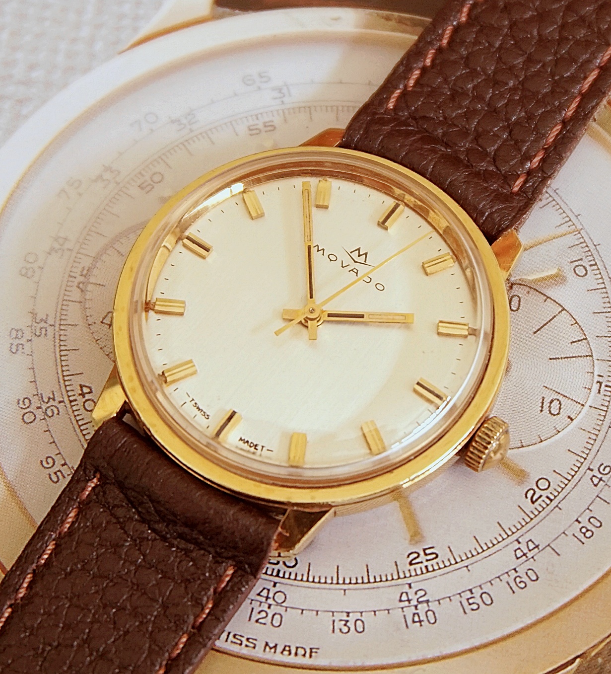 นาฬิกาเก่า MOVADO ไขลาน