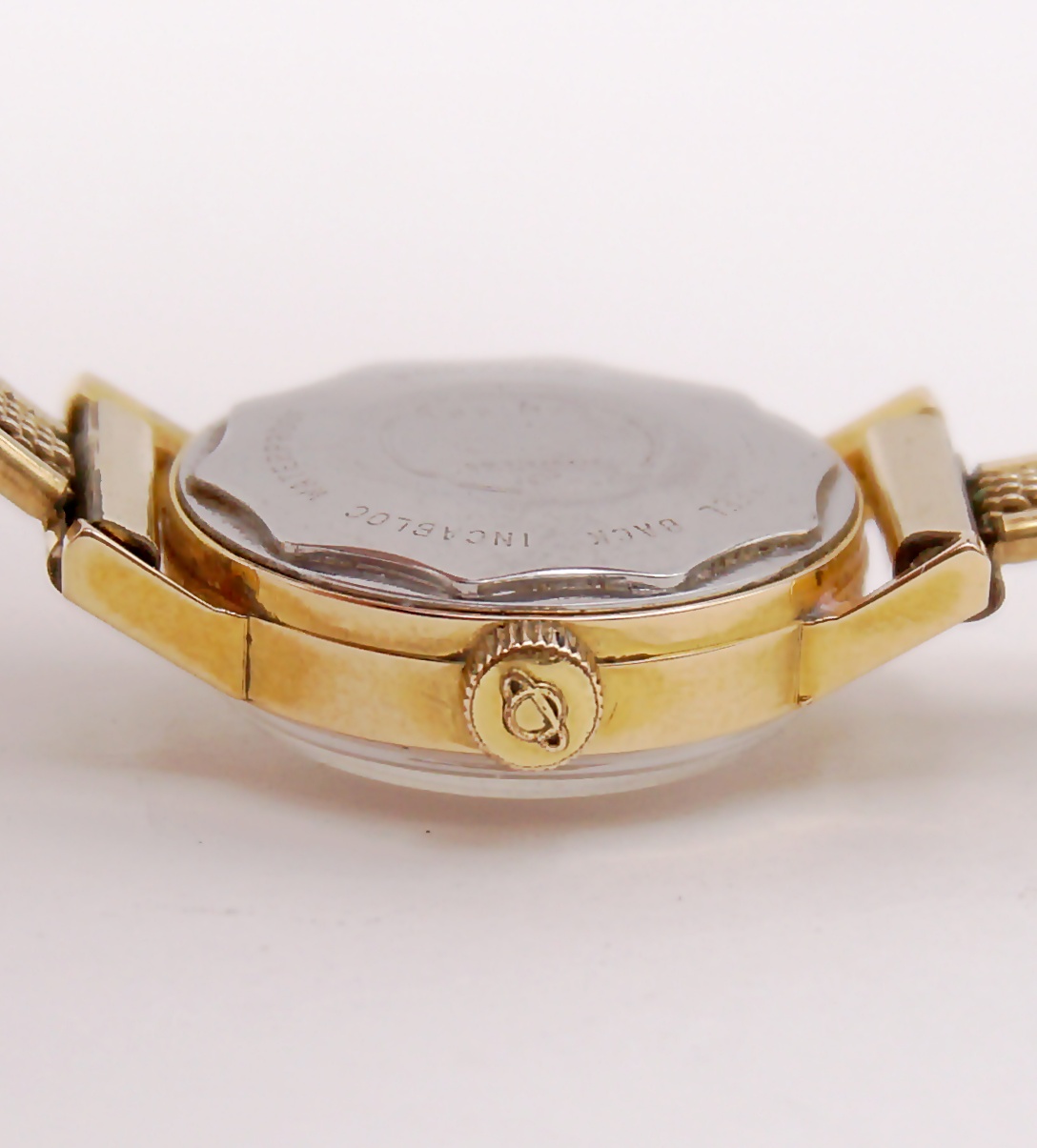 นาฬิกาเก่า ENICAR ไขลาน (สุภาพสตรี)