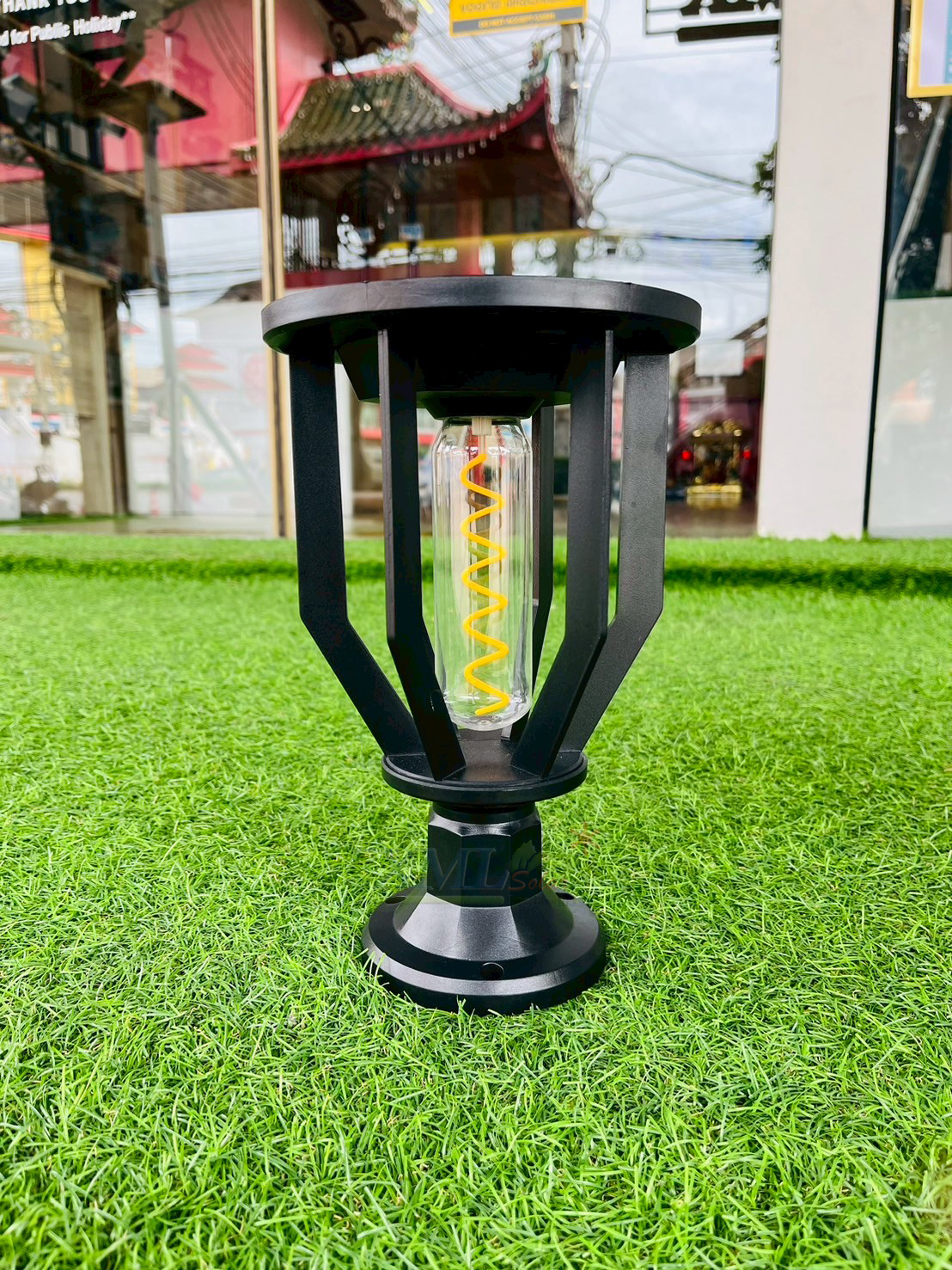 โคมไฟหัวเสาโซล่าเซลล์ LSXML-213A รุ่นฮอตดอก (แสง : เหลืองวอมไวท์)