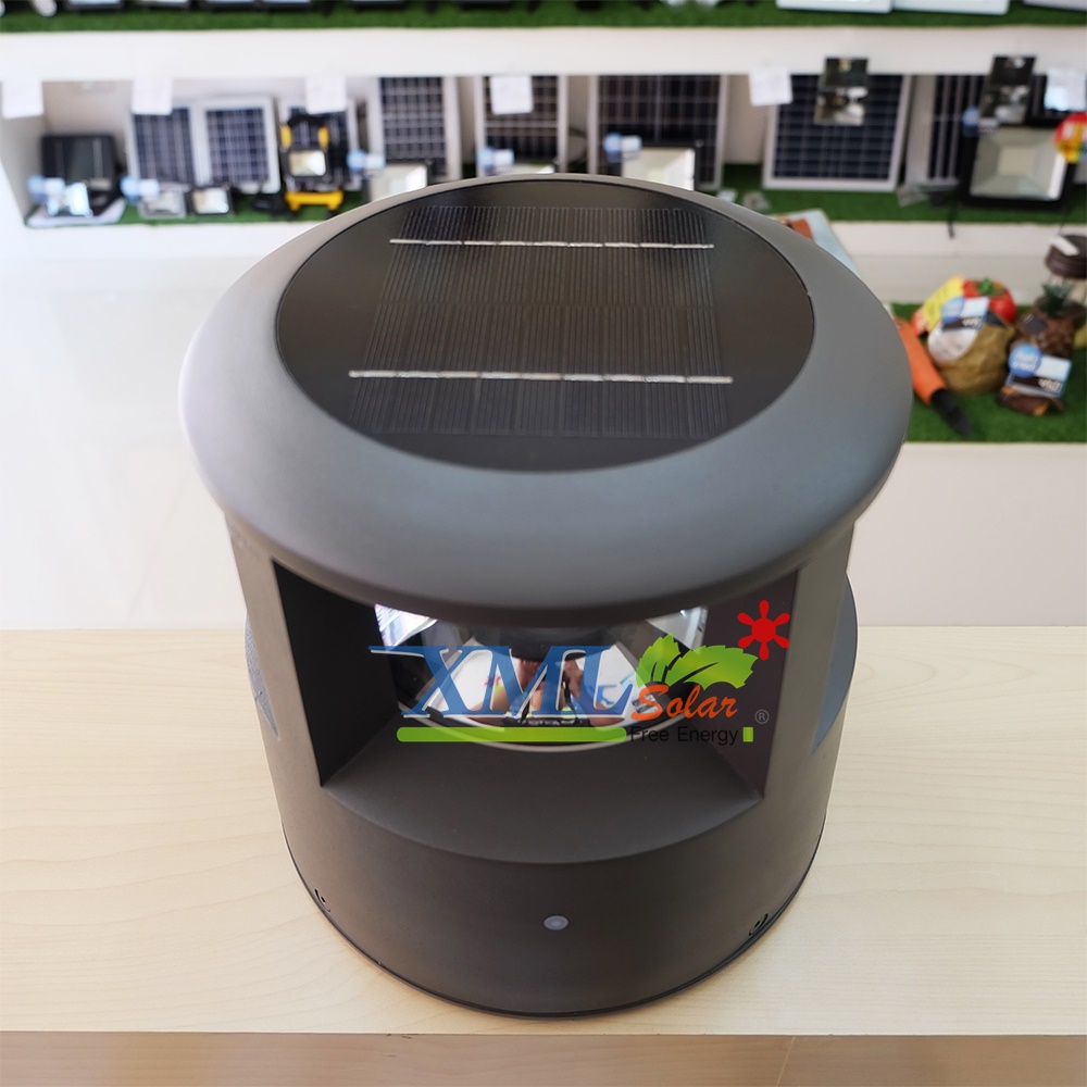 โคมไฟสนามโซล่าเซลล์ ทรง Modern (24 cm.)