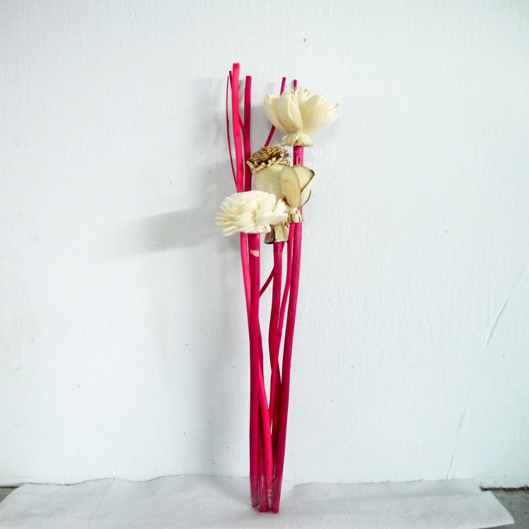 ก้านไม้งา 10" + ดอกไม้ดูดน้ำหอม 5 ช่อ (ดอกไม้ 4 ดอก/ช่อ)