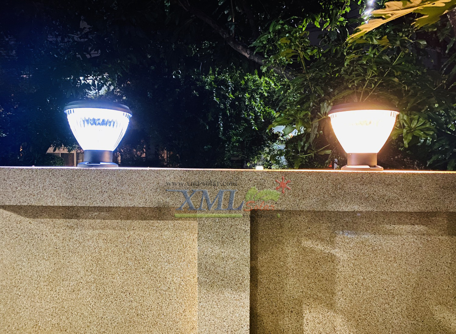 ไฟหัวเสาโซล่าเซลล์ ทรงถ้วย Cupcake 30 SMD LED (เเสง : เหลืองวอมไวท์)