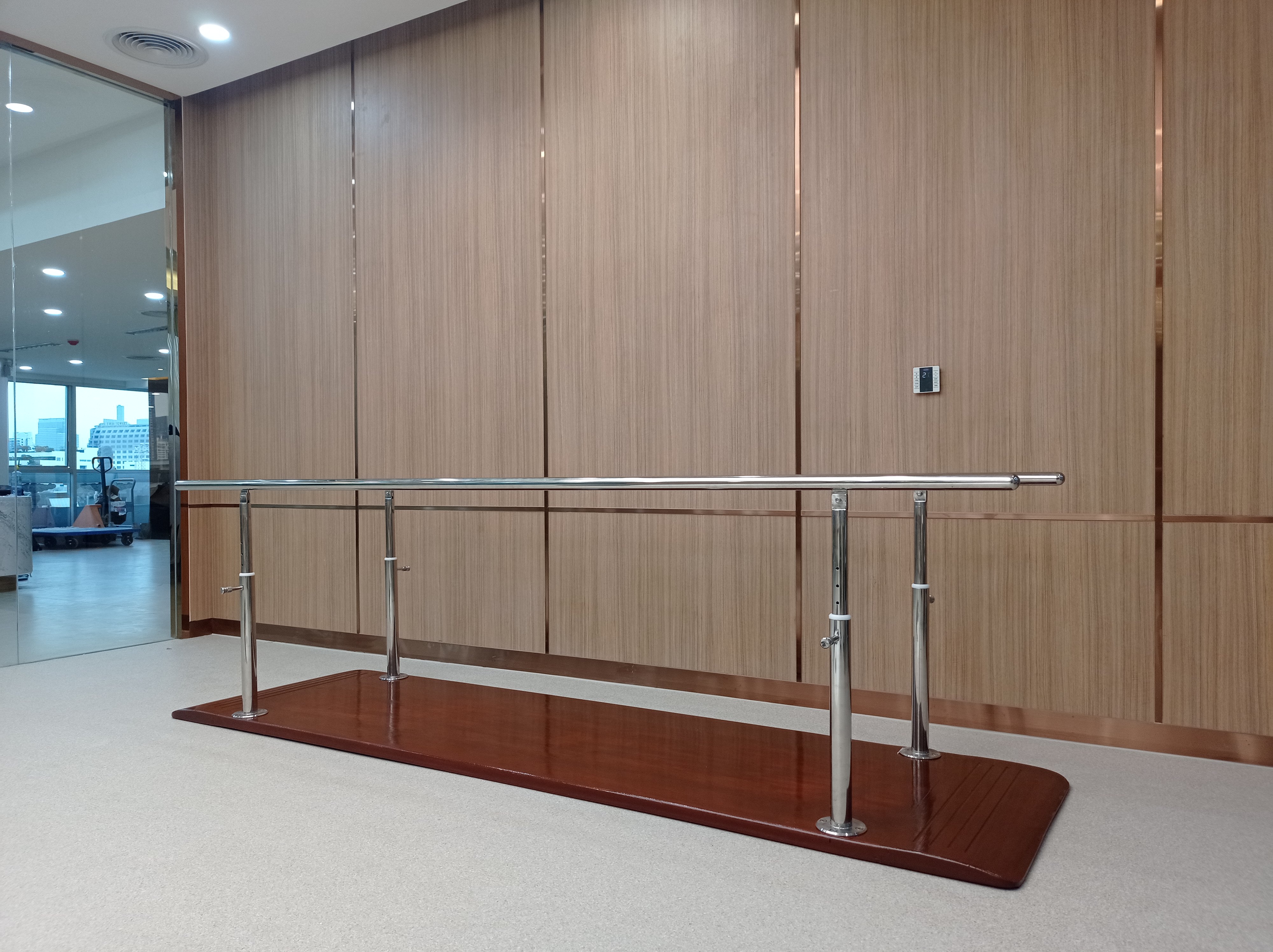 ราวฝึกเดิน ราวหัดเดิน ราวคู่ขนานฝึกเดิน Parallel bar