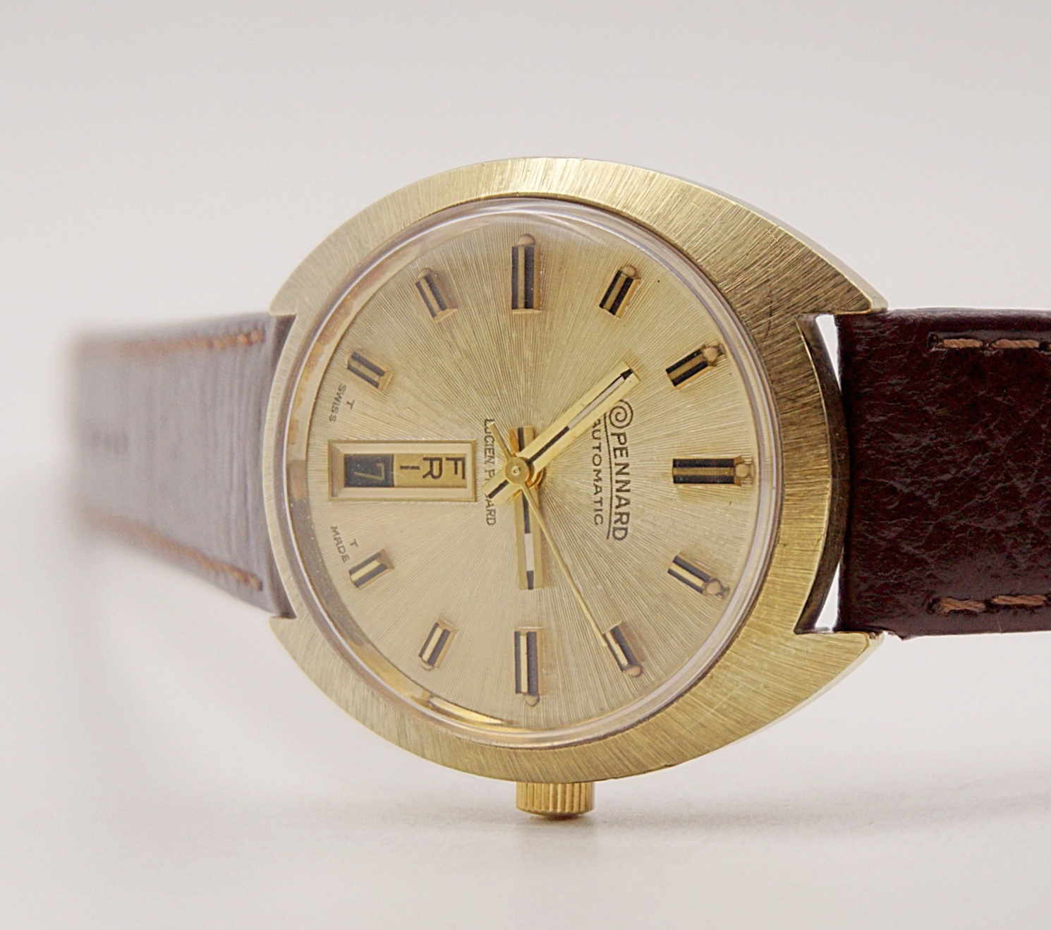 นาฬิกาเก่า PENNARD BY LUCIEN PICCARD ออโตเมติก