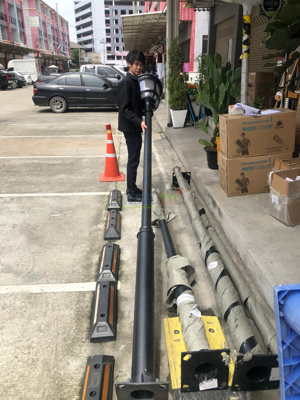 เสาเหล็กชุบไฟสนาม อะลูมิเนียบชุบดำ สูง 3 เมตร