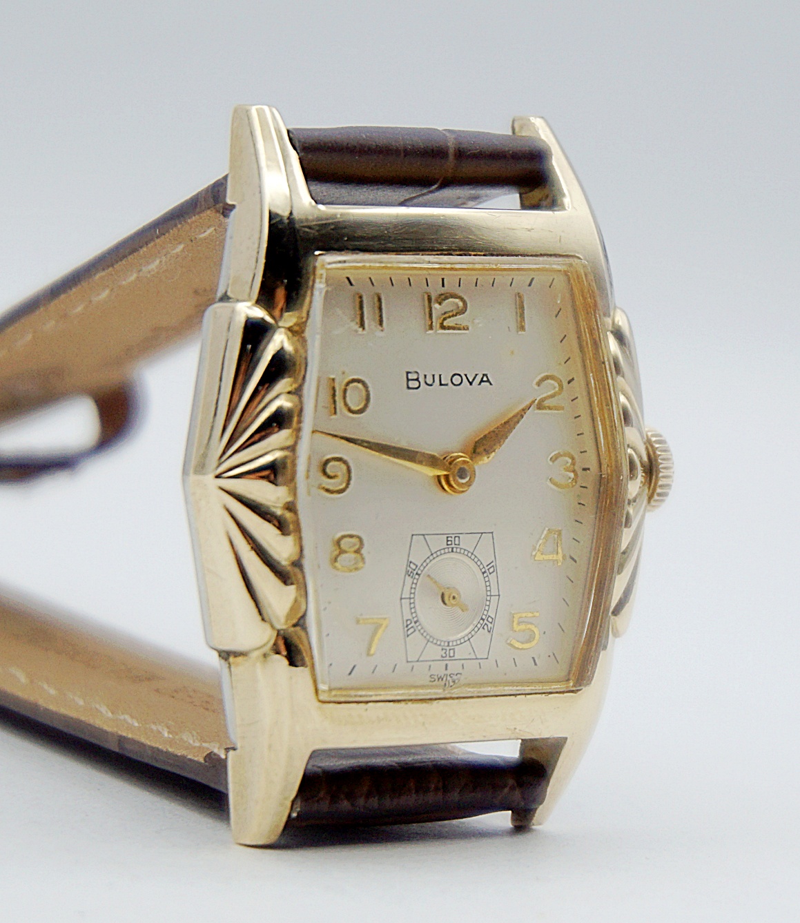 นาฬิกาเก่า BULOVA ไขลานสองเข็มครึ่ง