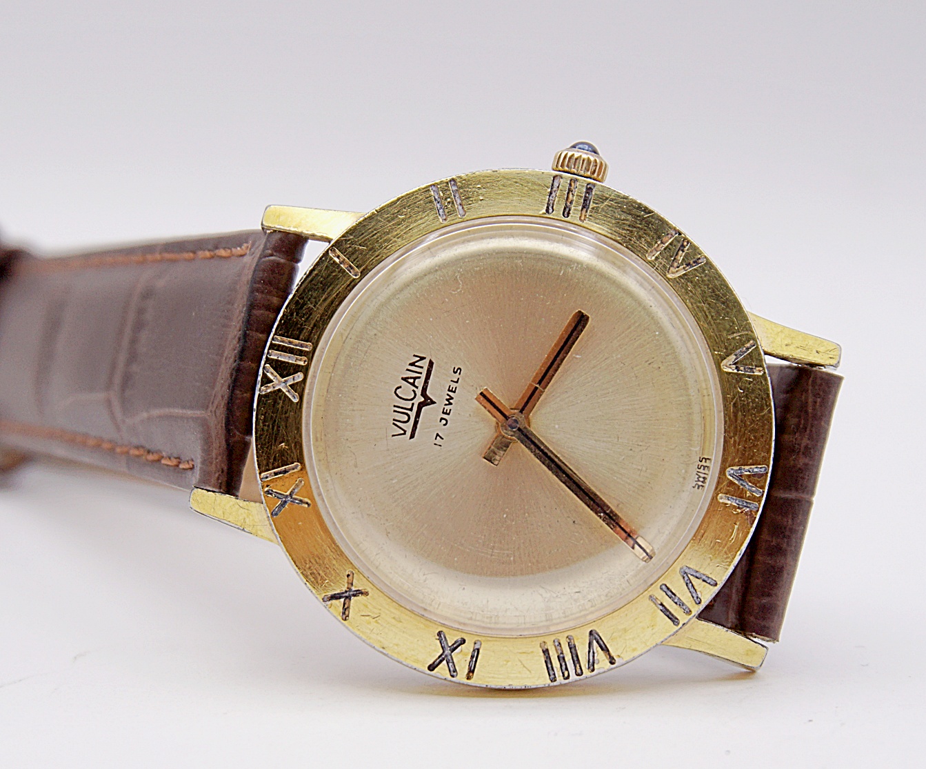 นาฬิกาเก่า VULCAIN ไขลาน