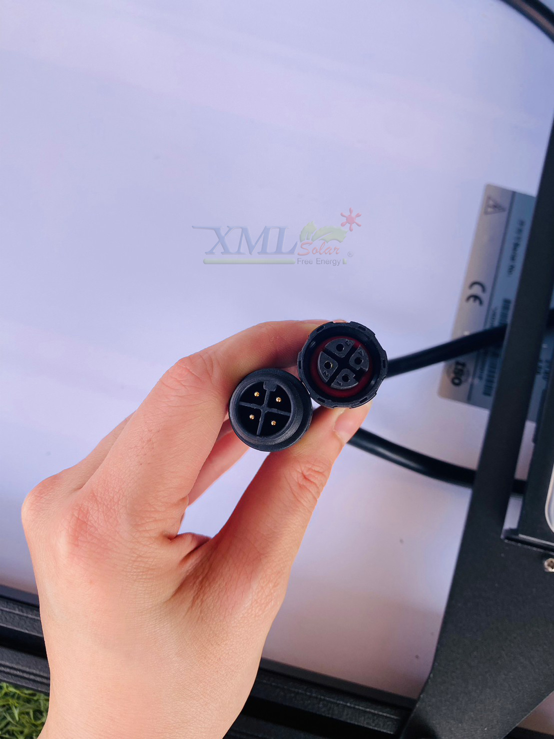 โคมไฟถนนโซล่าเซลล์ ST2-60 (แสง : ขาว)