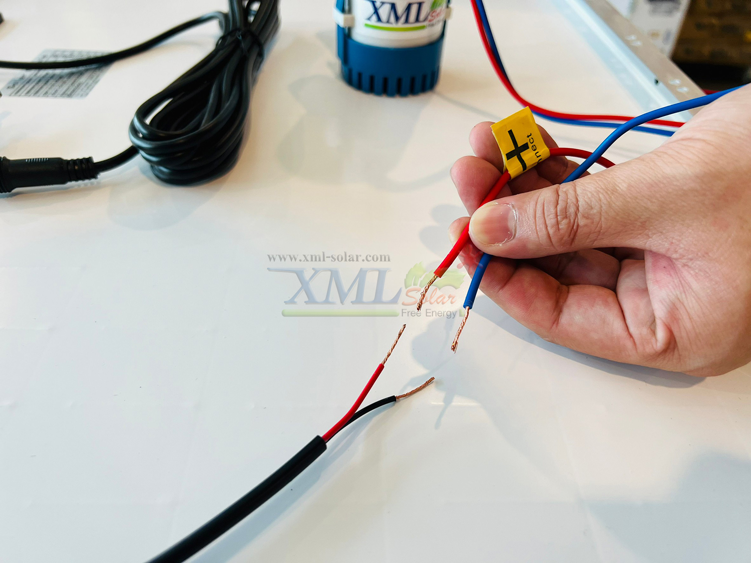 สายเคเบิ้ลต่อขยาย ยาว 5 เมตร (สำหรับรุ่นปั๊ม DC 12v.)(หัวกลม)