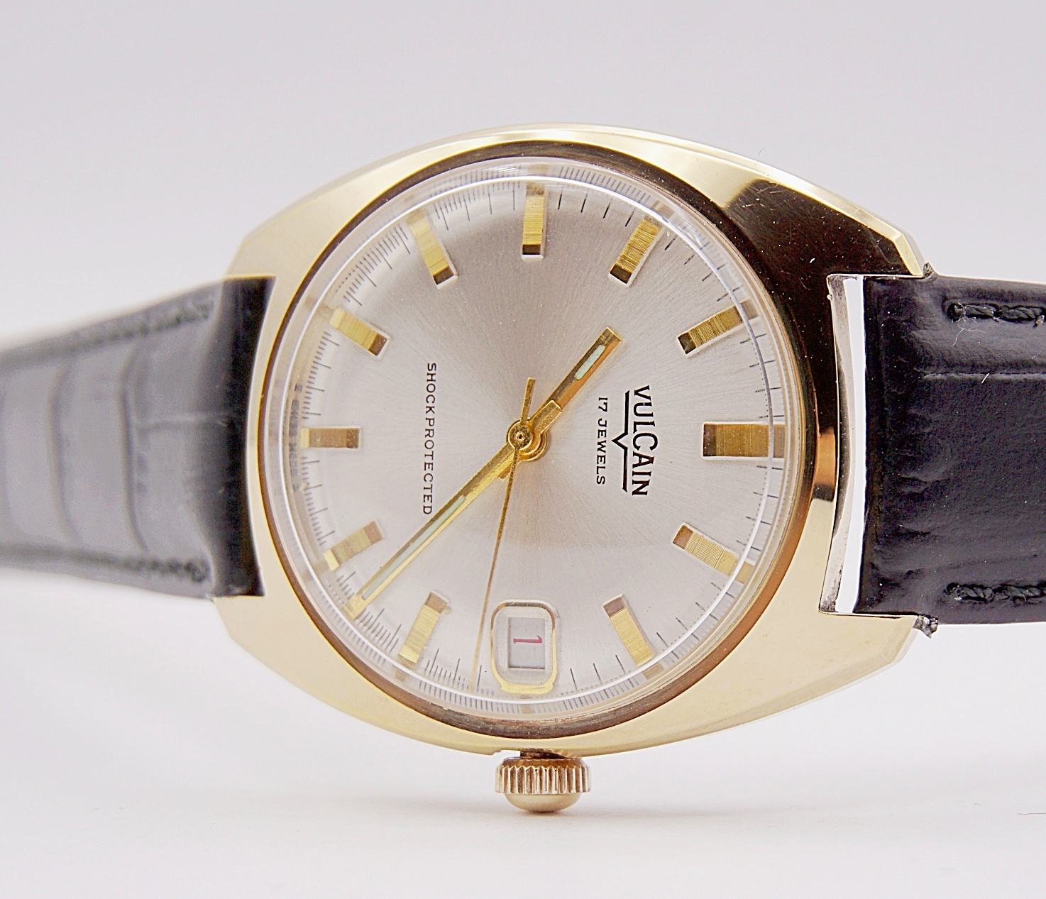 นาฬิกาเก่า VULCAIN ไขลาน