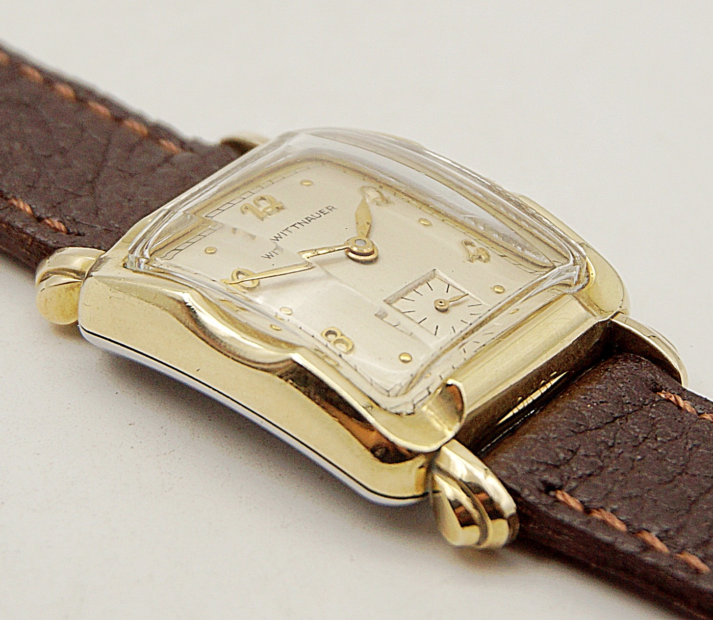 นาฬิกาเก่า WITTNAUER BY LONGINES ไขลานสองเข็มครึ่ง