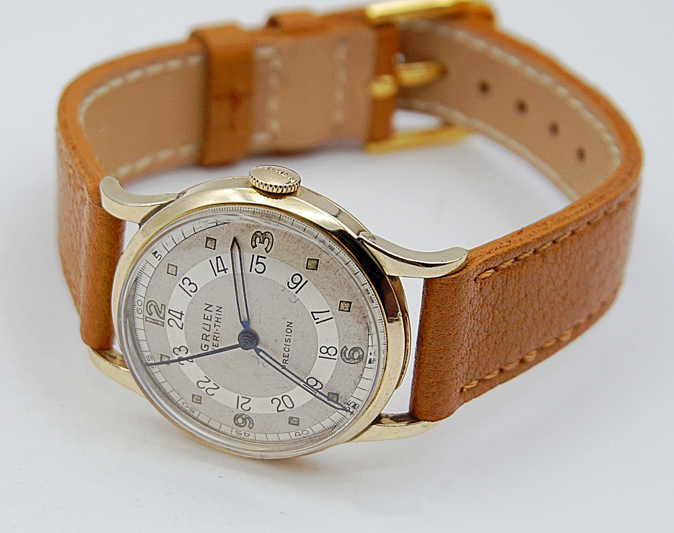 นาฬิกาเก่า GRUEN PAN AM ไขลาน