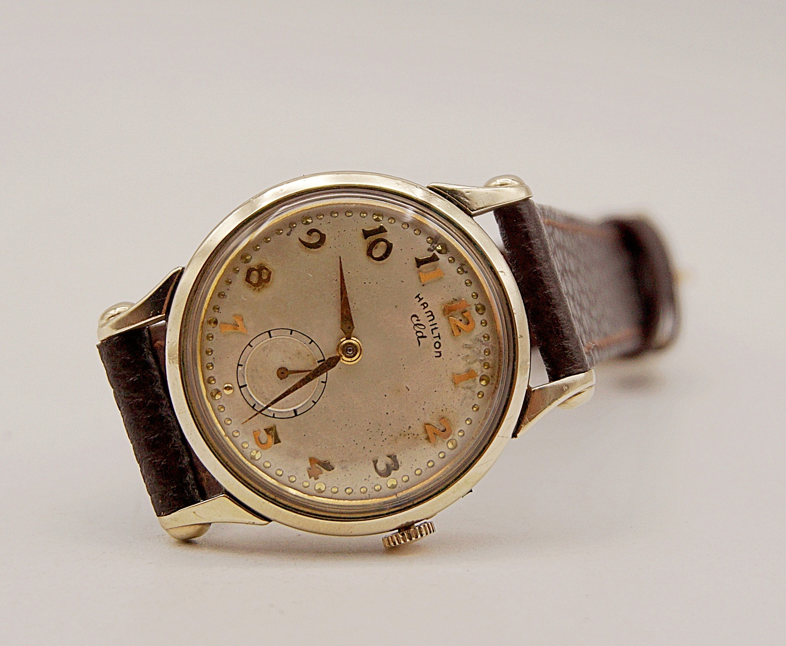 นาฬิกาเก่า HAMILTON ไขลานสองเข็มครึ่ง