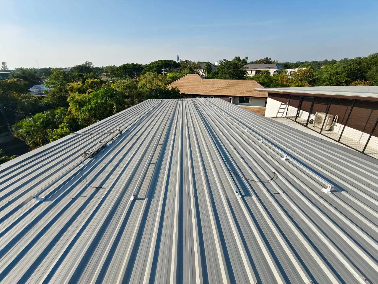 ระบบโซล่าเซลล์ติดหลังคา Energy LiB Solar Rooftop P1 All-In-One ขนาด 15kW (ON/OFF-GRID / Hybrid) 3 Phase Battery 20kW พร้อมติดตั้ง