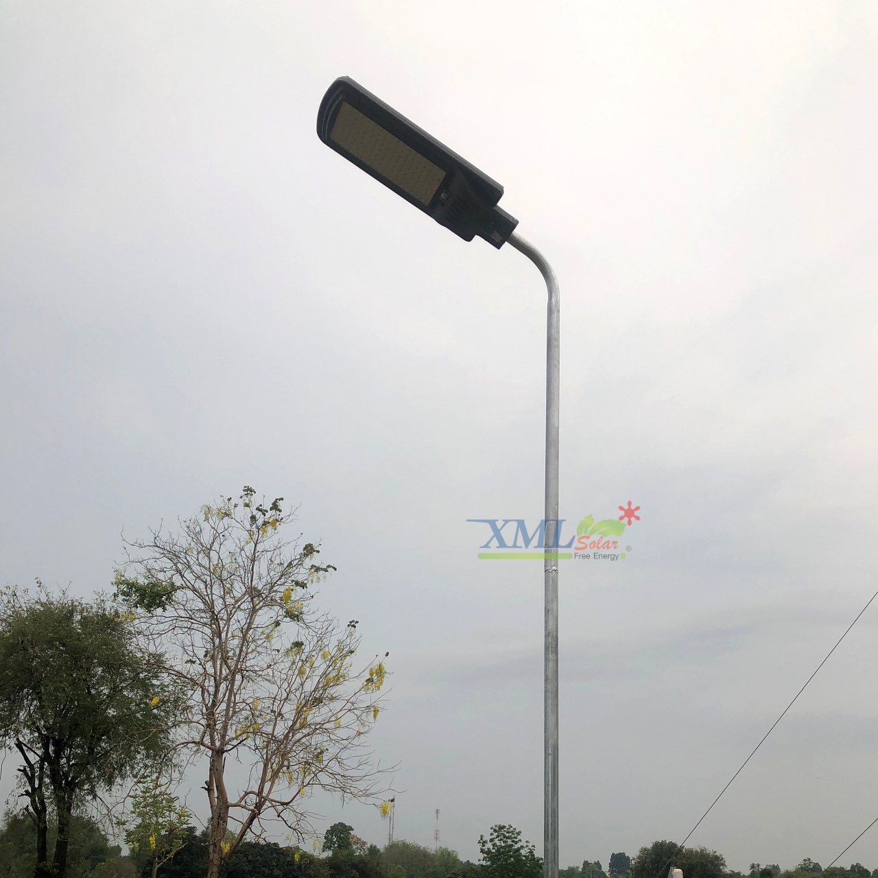 โคมไฟถนนโซล่าเซลล์ Modi x XML รุ่น MD-SLT17-400W (แสง : ขาว)(Motion sensor + สว่างค้าง)