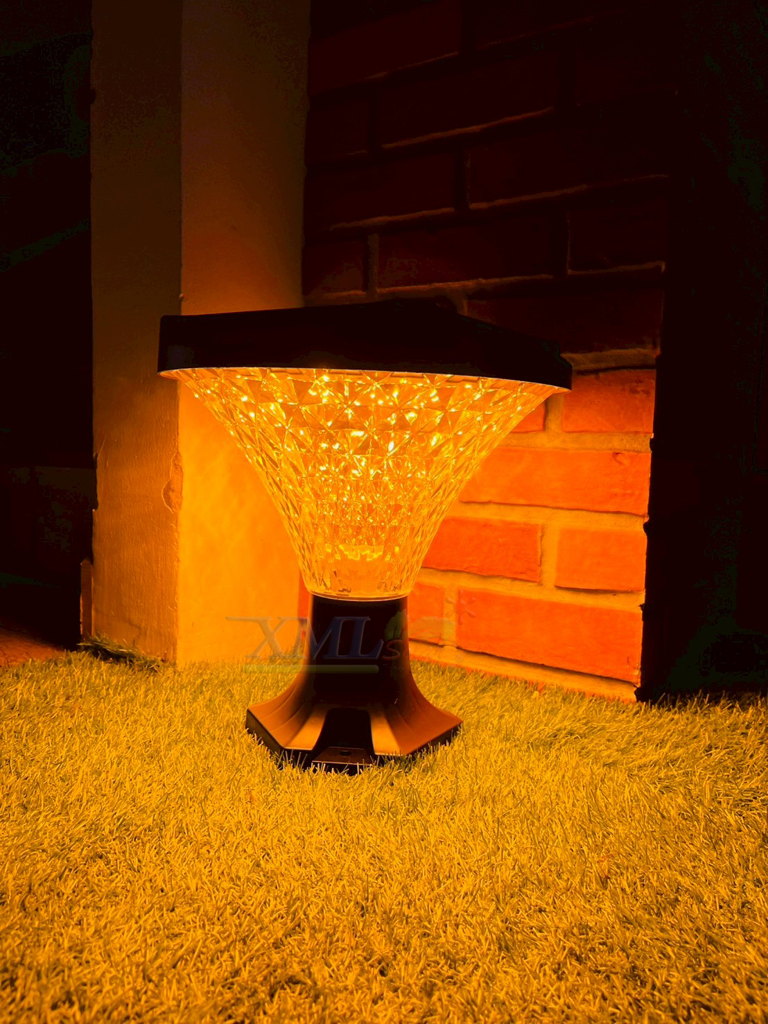 โคมไฟหัวเสาโซล่าเซลล์ รุ่น JD-X29 (เปิดได้ 3 แสง)