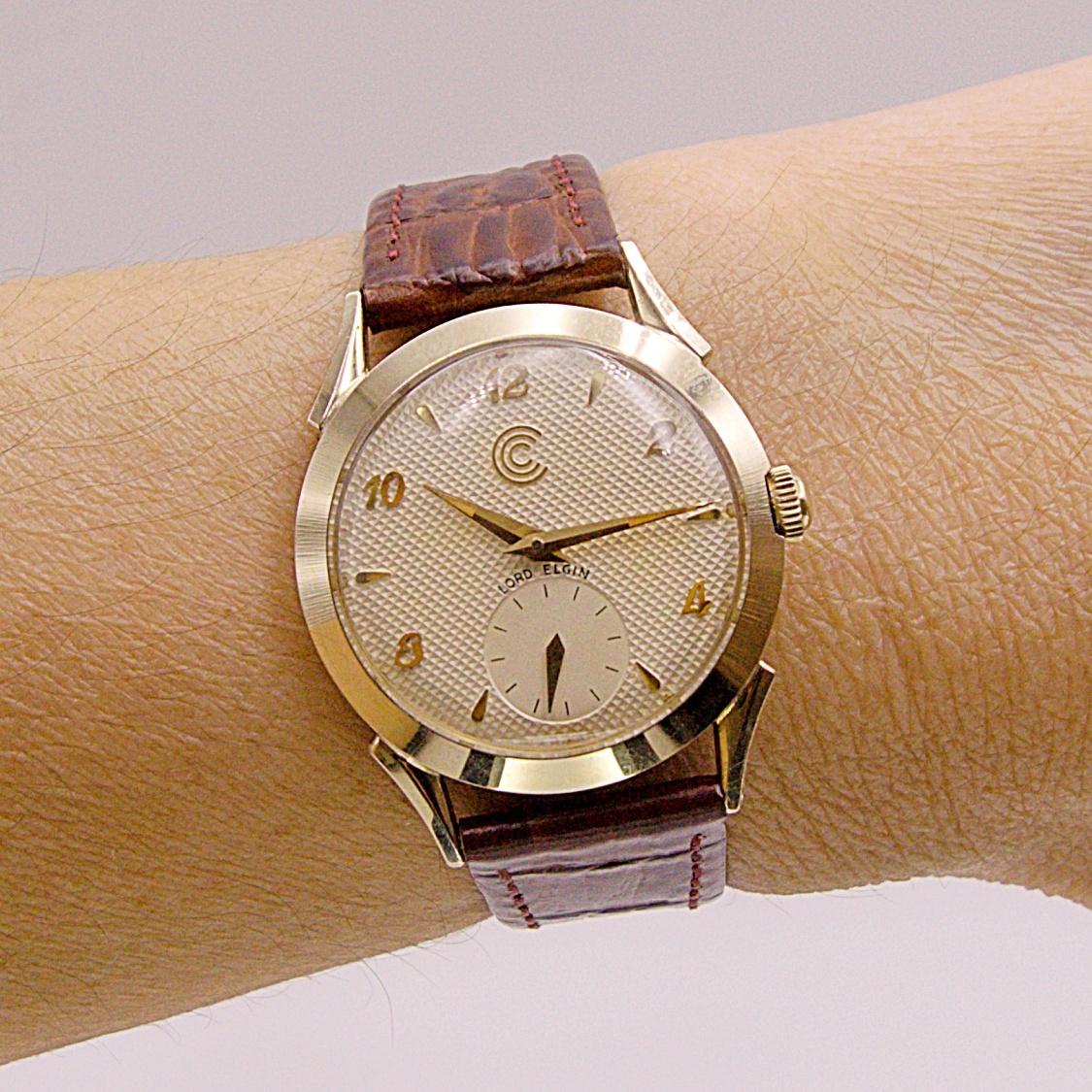 นาฬิกาเก่า LORD ELGIN ไขลานสองเข็มครึ่ง