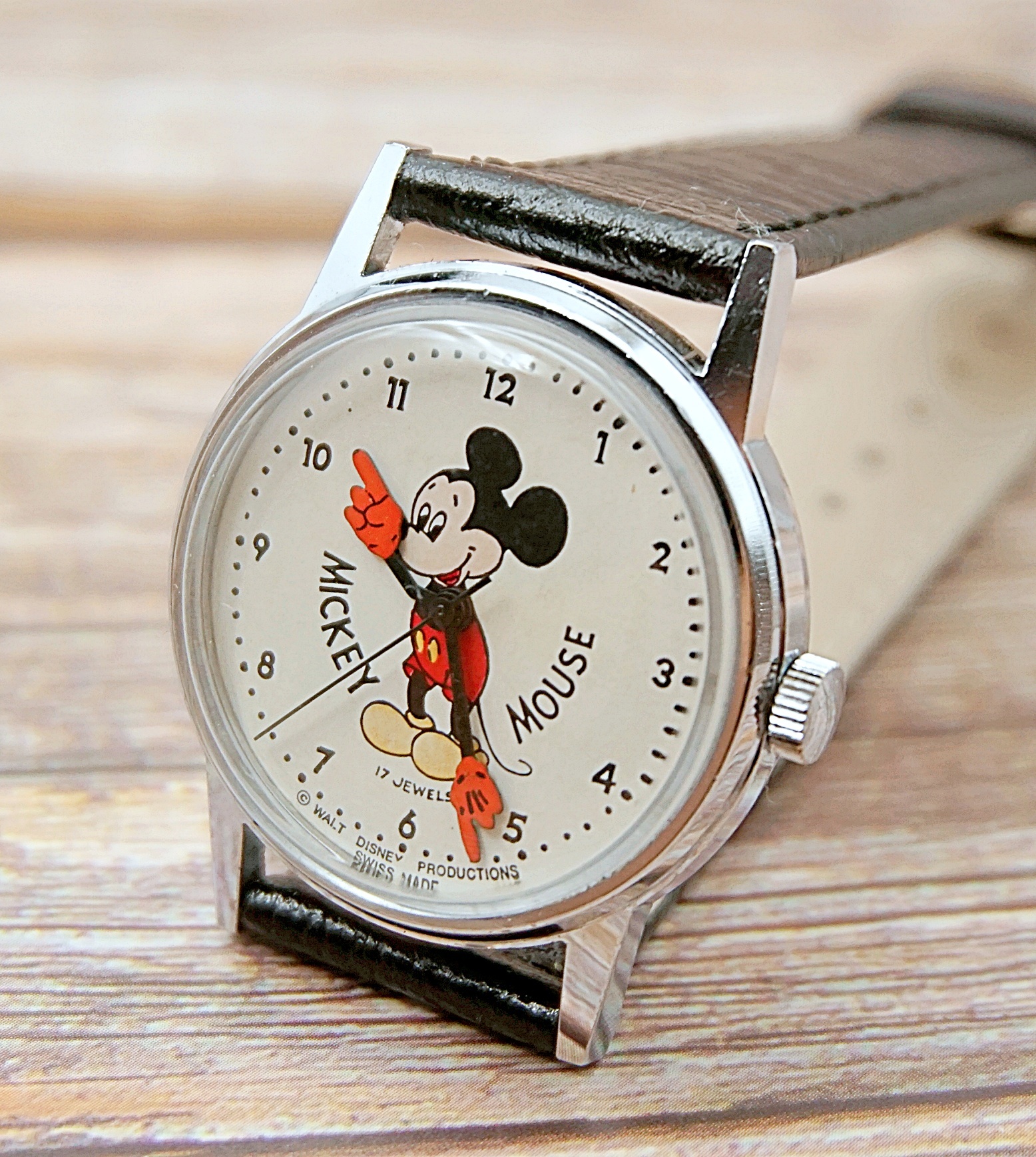 นาฬิกาเก่า MICKEY MOUSE ไขลาน