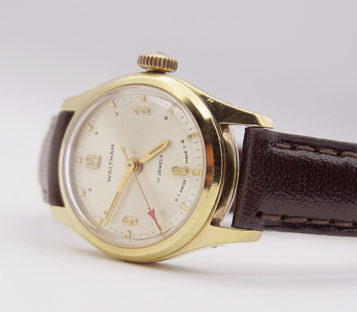 นาฬิกาเก่า WALTHAM ไขลาน (นาฬิกาผู้หญิง)