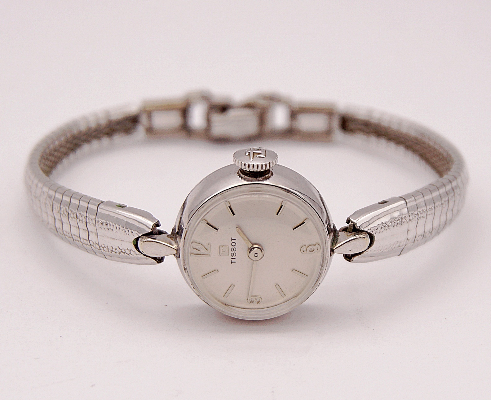 นาฬิกาเก่า TISSOT ไขลาน (นาฬิกาผู้หญิง)