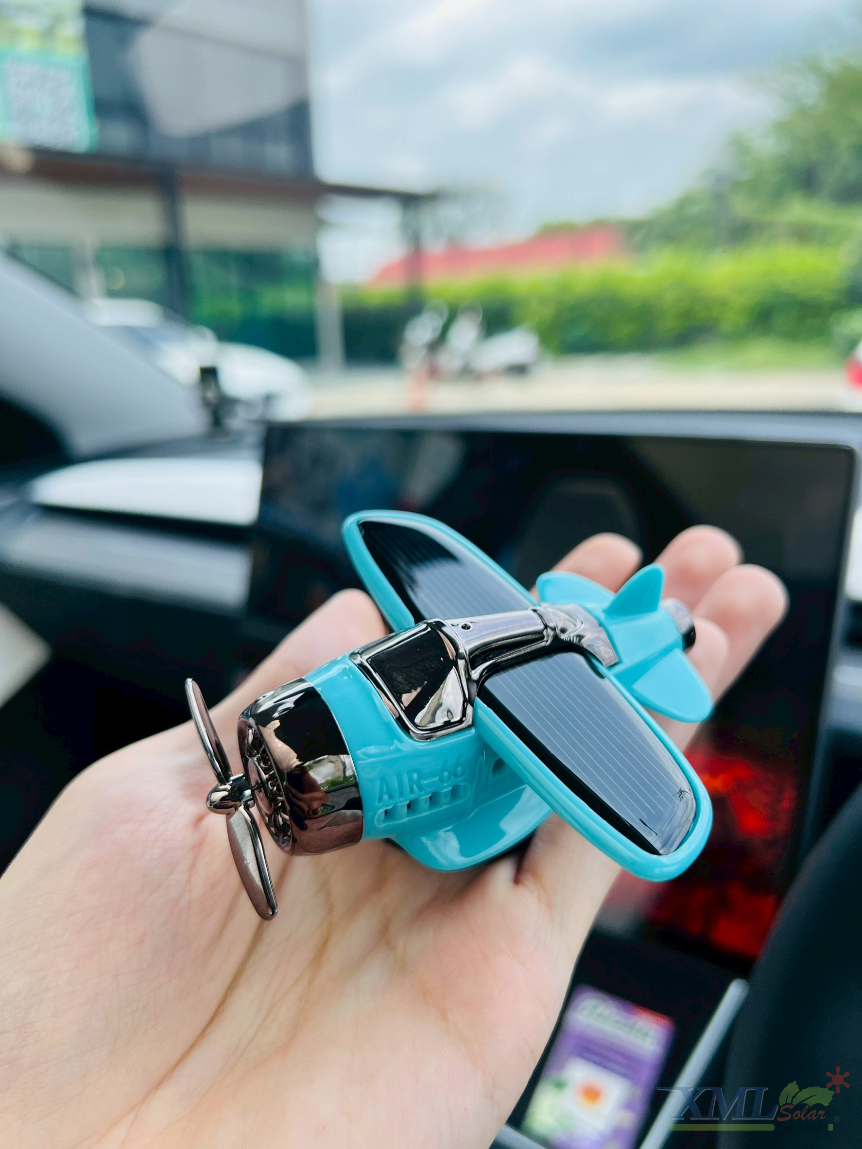 เครื่องบิน ดุ๊กดิ๊กโซล่าเซลล์ รุ่น AIR-66