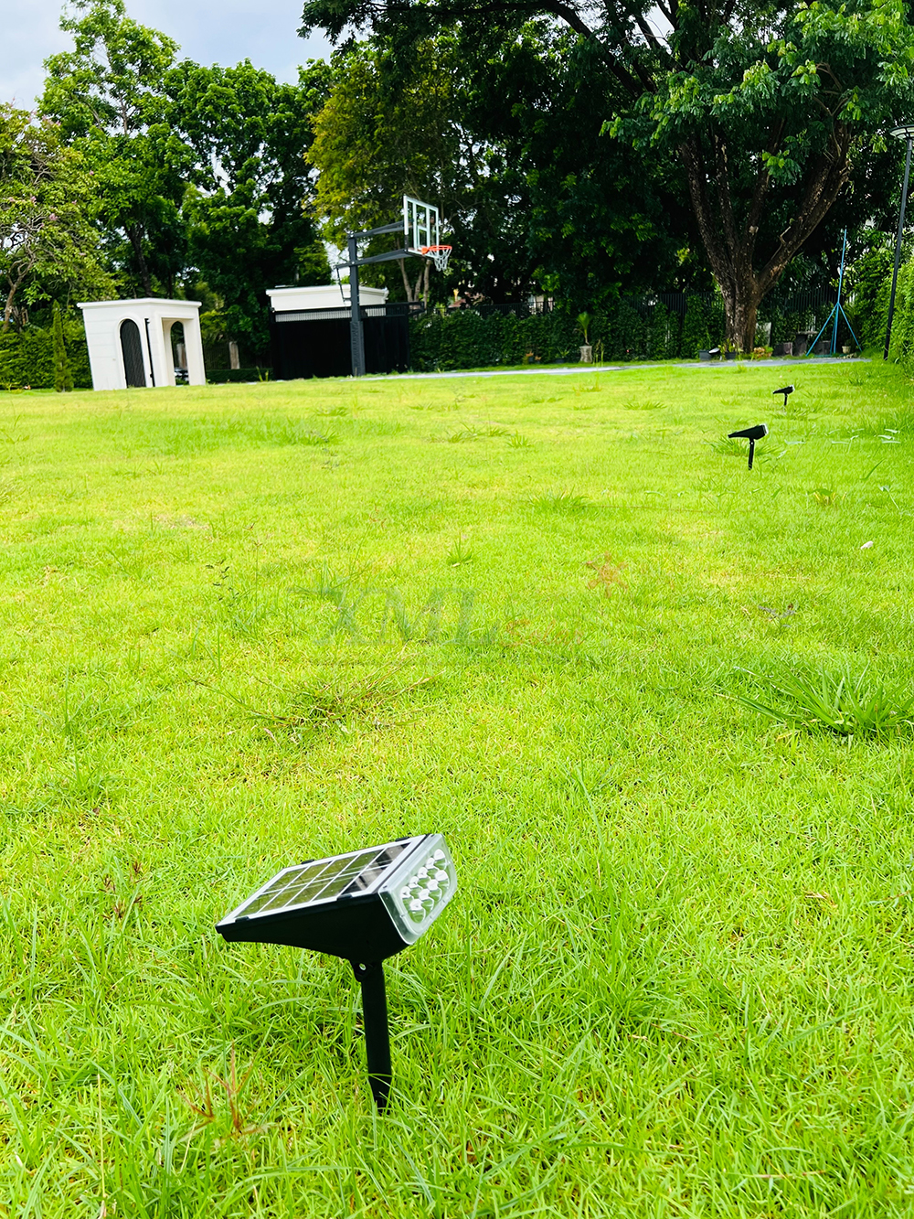 สปอร์ตไลท์ปักสนามโซล่าเซลล์ รุ่น SSL-001