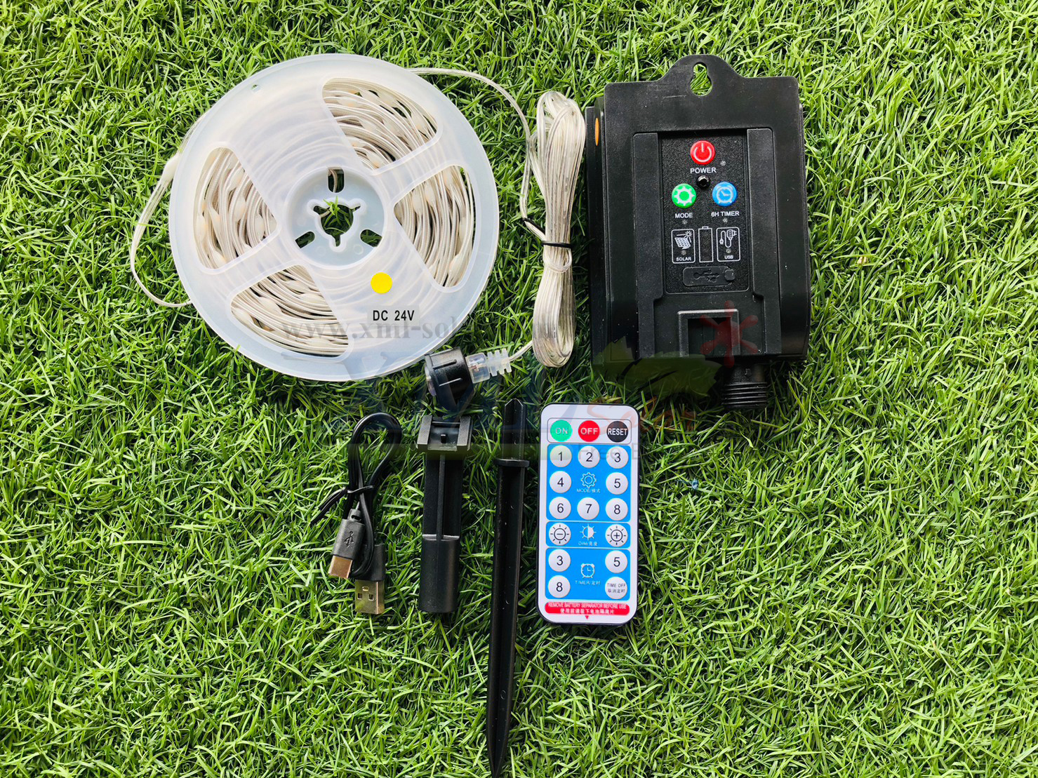 ไฟกระพริบโซล่าเซลล์ รุ่นใหม่สายขาว ยาว 10 เมตร (เเสง : เหลืองวอมไวท์)