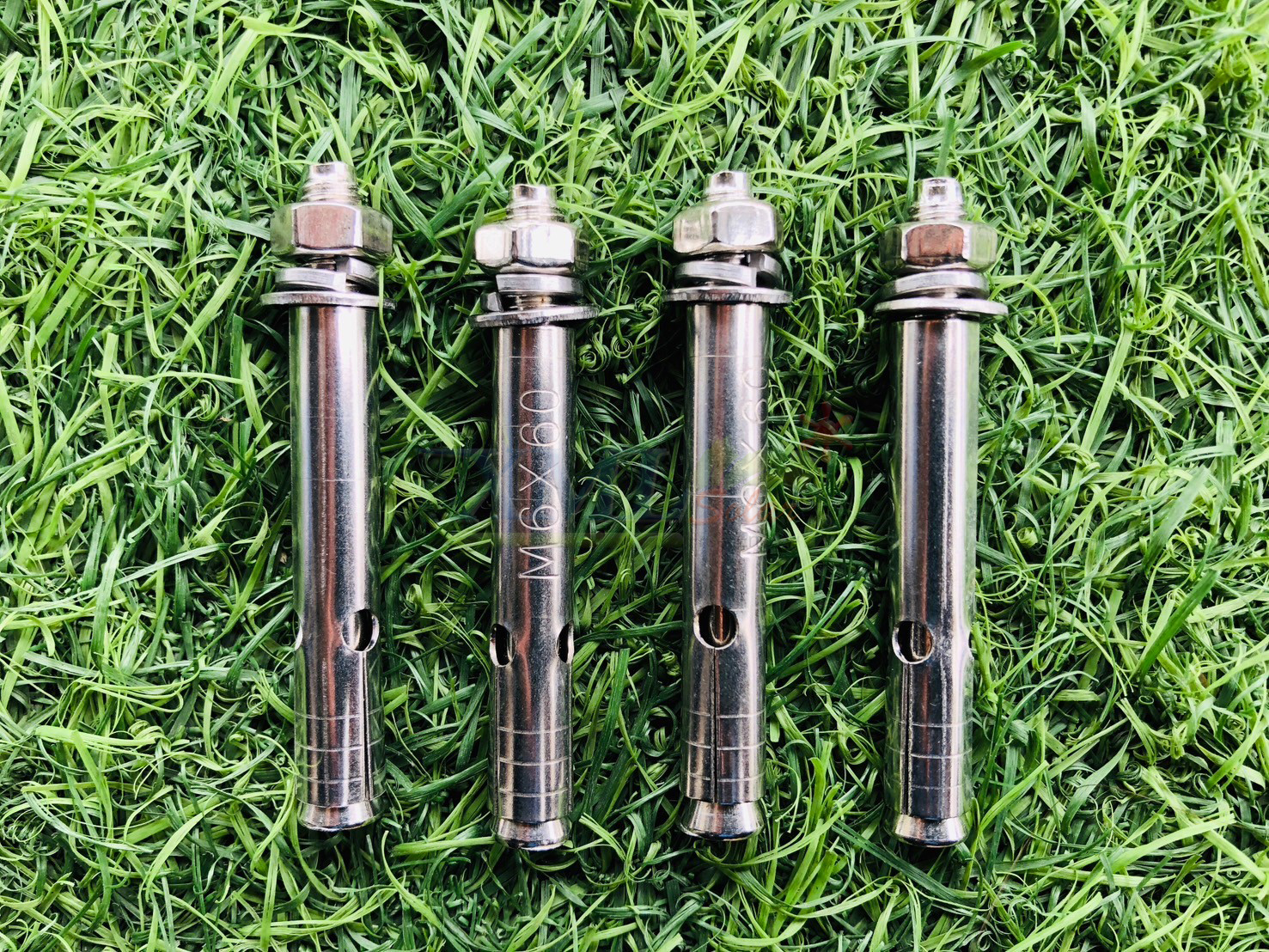โคมไฟหัวเสาโซล่าเซลล์ รุ่น TZ-11837 (เปิดได้ 2 แสง)