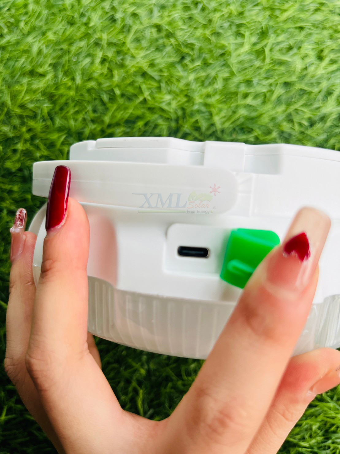 ไฟอเนกประสงค์รุ่นใหม่เปิดได้ 3 แสง 200W รุ่น NG200