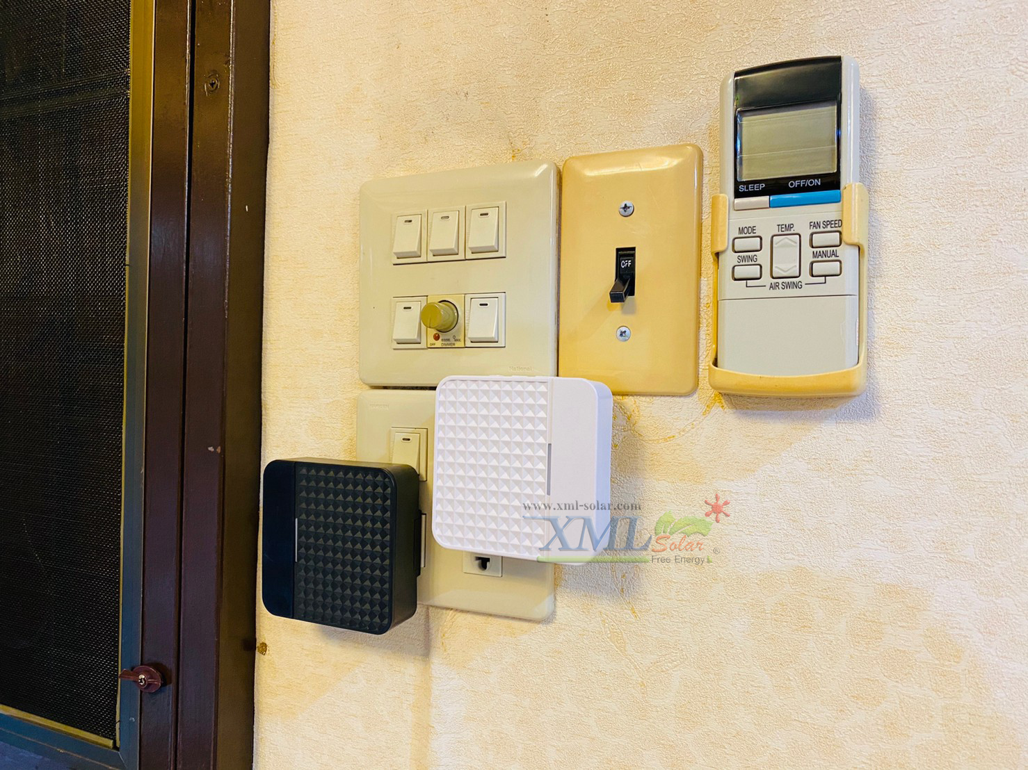 กริ่งโซล่าเซลล์ อเนกประสงค์ สีขาว (Solar Doorbell)