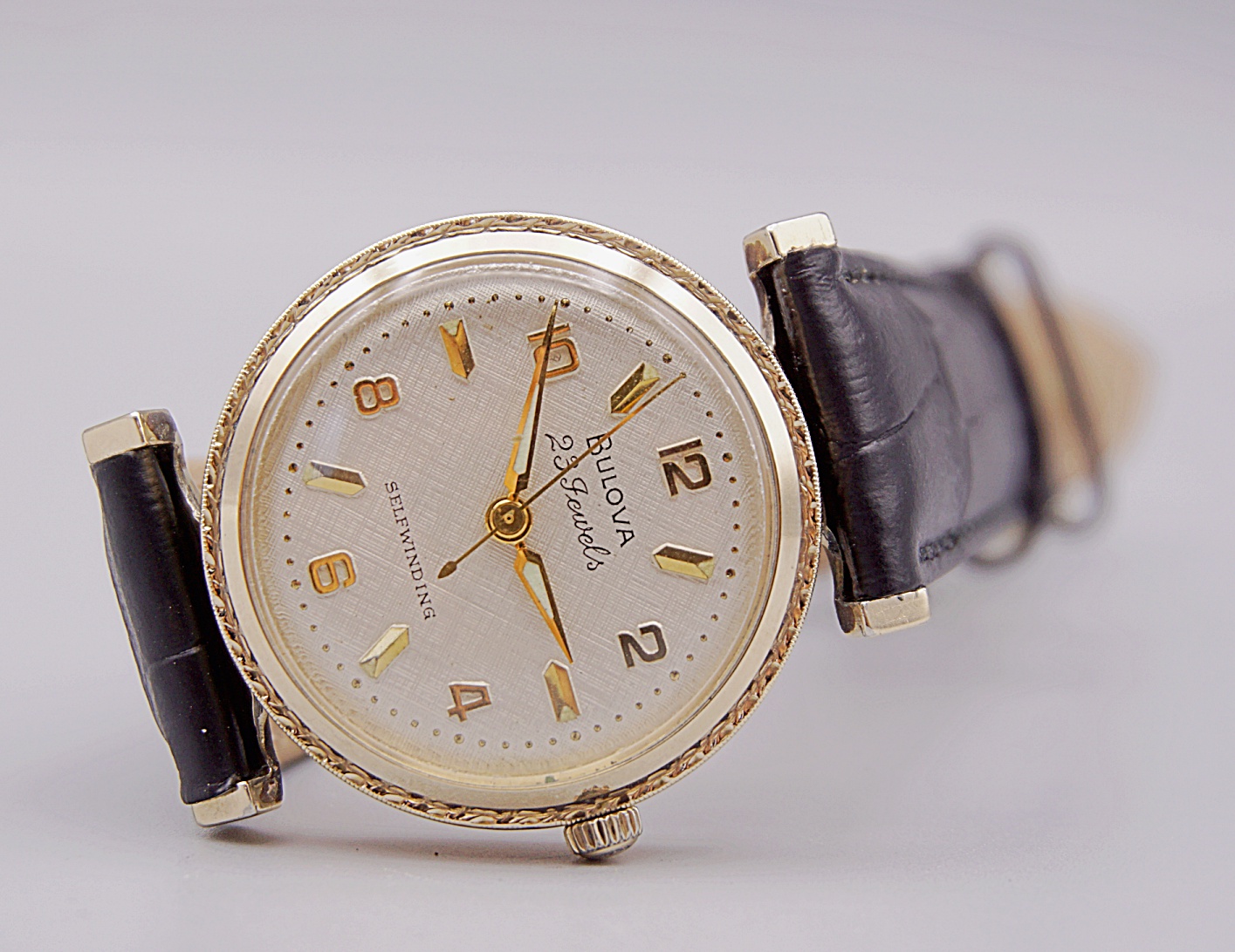 นาฬิกาเก่า BULOVA ออโตเมติก