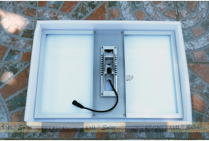 โคมไฟโซล่าเซลล์อัจฉริยะ ทรงโคมกลม รุ่น 40 Watt Monocrystalline 1 แถม 1