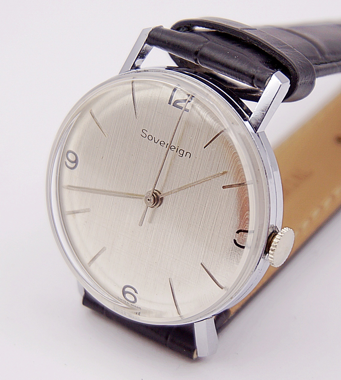 นาฬิกาเก่า SOVEREIGN ไขลาน