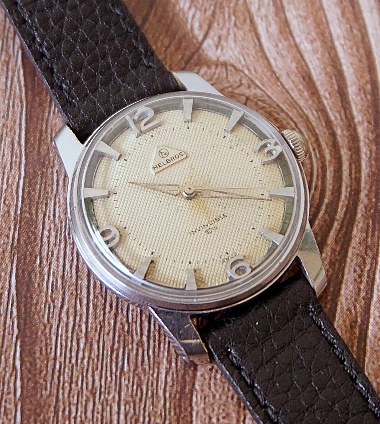 นาฬิกาเก่า HELBROS ไขลาน