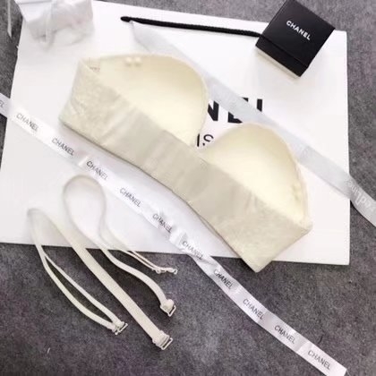 บราลูกไม้ ถอดสายใส่เป็นเกาะอกได้ ไร้โครง เสริมฟองน้ำดันอกชิด 32 34 36 มี 5 สี ดำ ครีม เทา ชมพู เขียว ราคาส่ง 3 ชิ้นคละกับแบบอื่นได้ 290