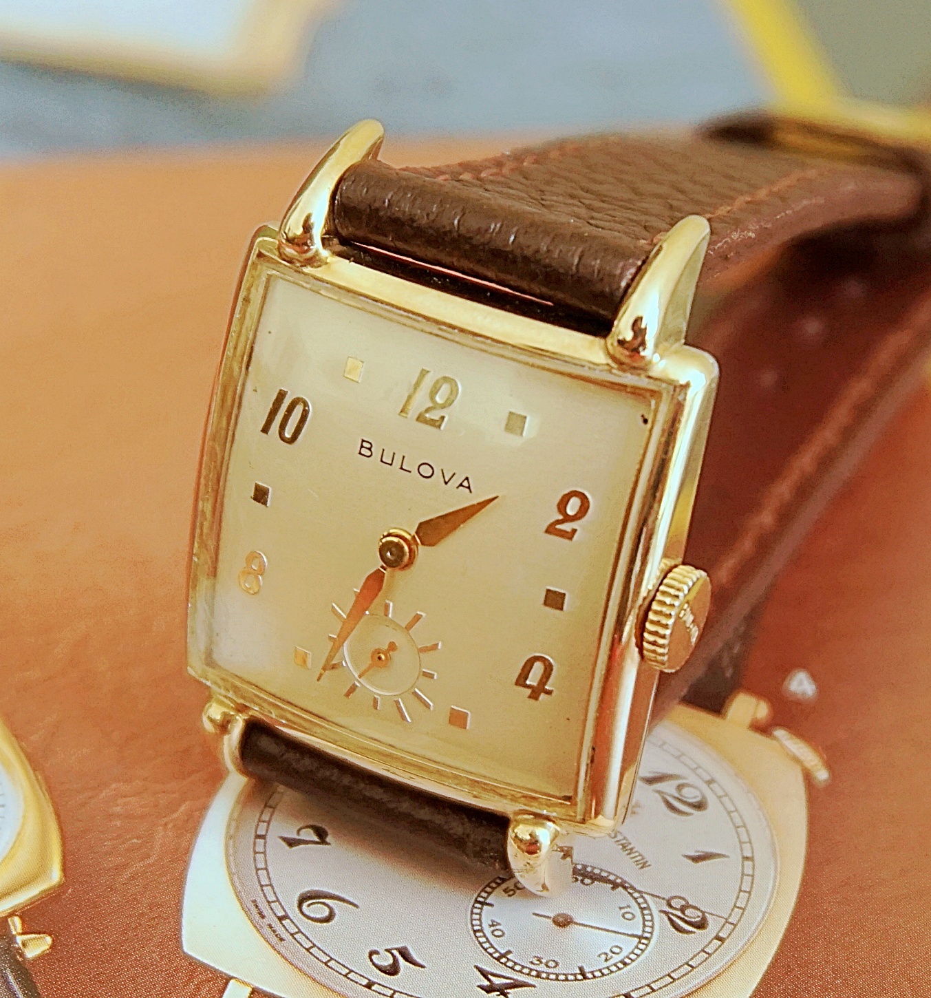 นาฬิกาเก่า BULOVA ไขลานสองเข็มครึ่ง