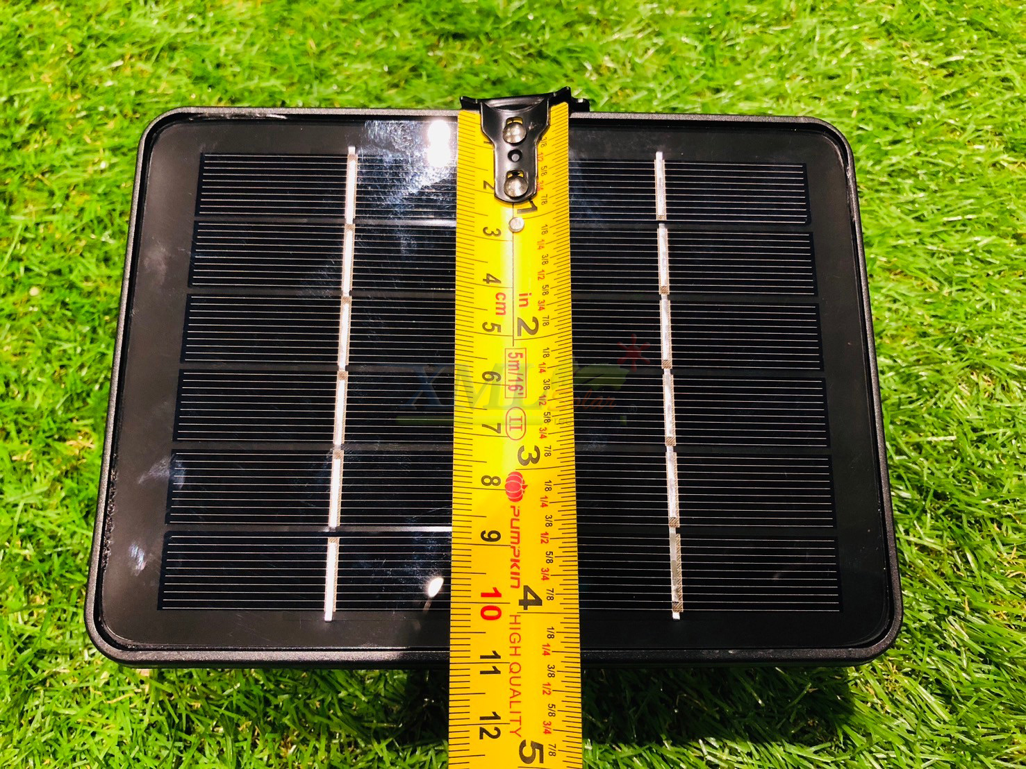 โคมไฟผนังโซล่าเซลล์ 5 LED รุ่น TB-259N5 (แสง : เหลืองวอมไวท์)