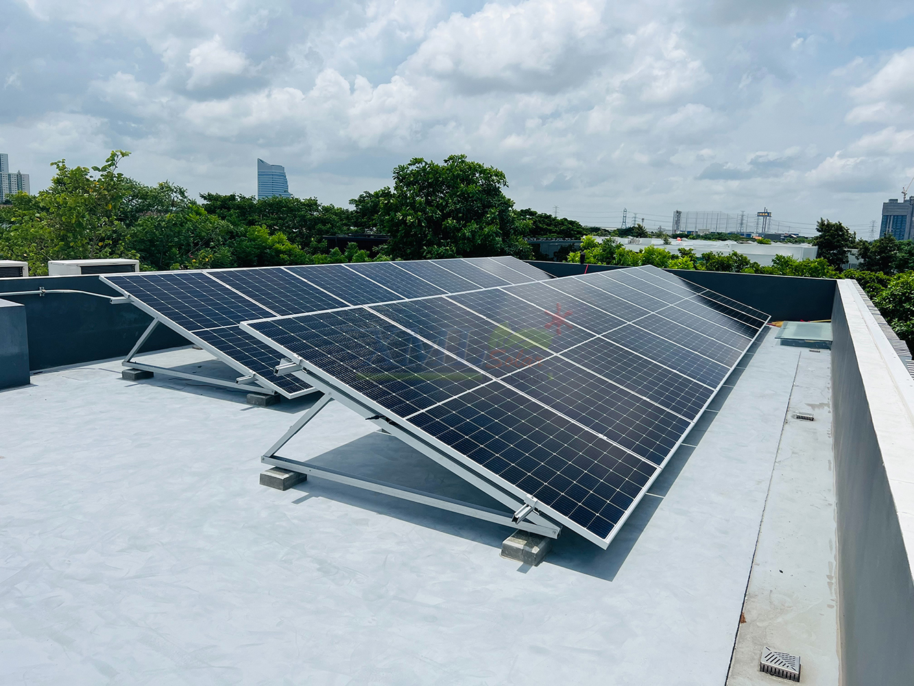 ระบบโซล่าเซลล์ติดหลังคา Enphase Solar Rooftop ขนาด 100.40 KW (ON-GRID) 3 Phase พร้อมติดตั้ง