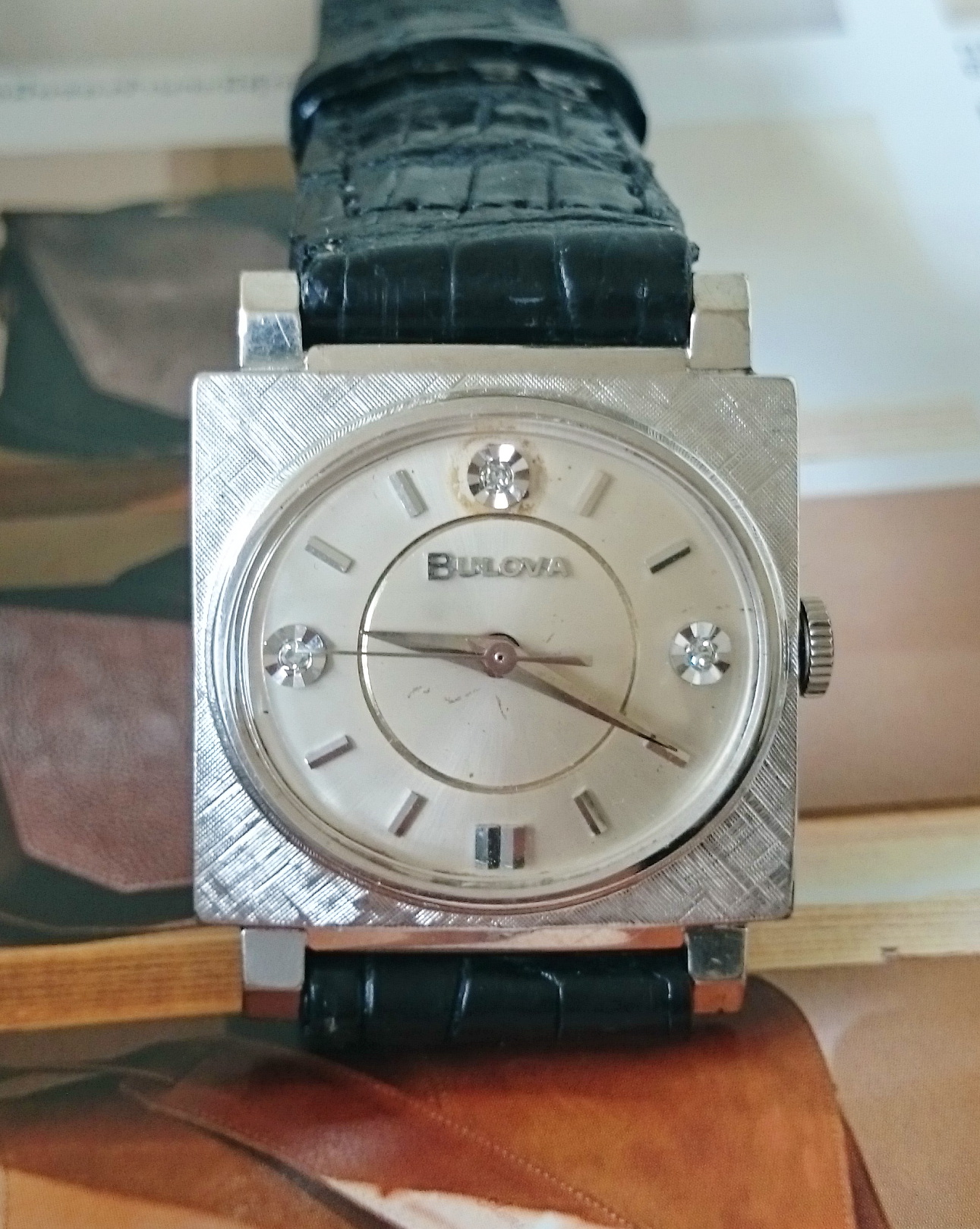 นาฬิกาเก่า BULOVA ไขลาน
