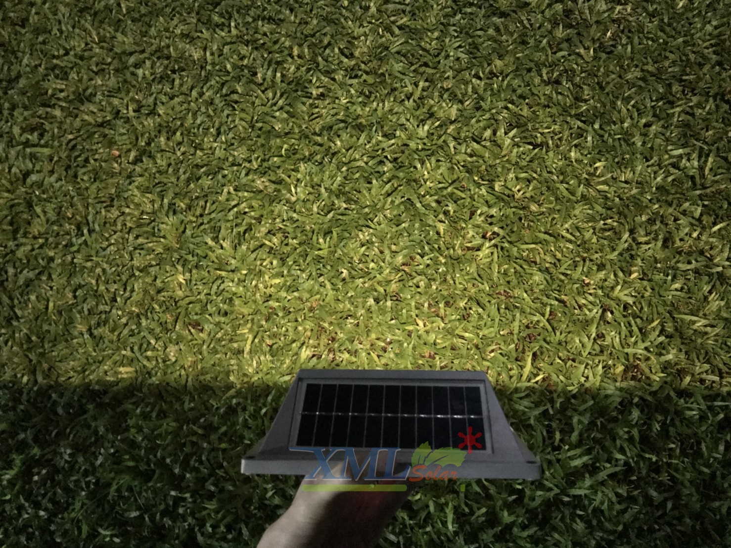 ไฟบันไดโซล่าเซลล์ ทรงสี่เหลี่ยม 5 SMD LED